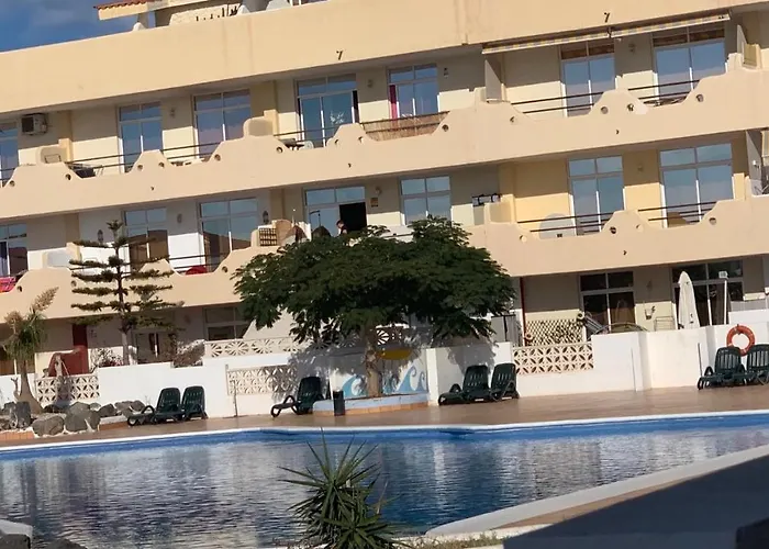 Апартаменти Marina Palace Playa Paraiso