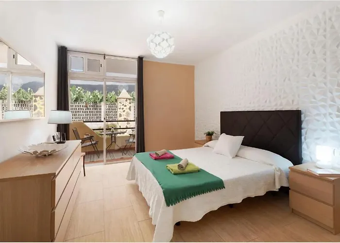 Marina Palace Playa Paraiso Апартаменти *